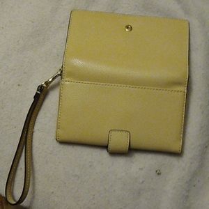 Wristlet